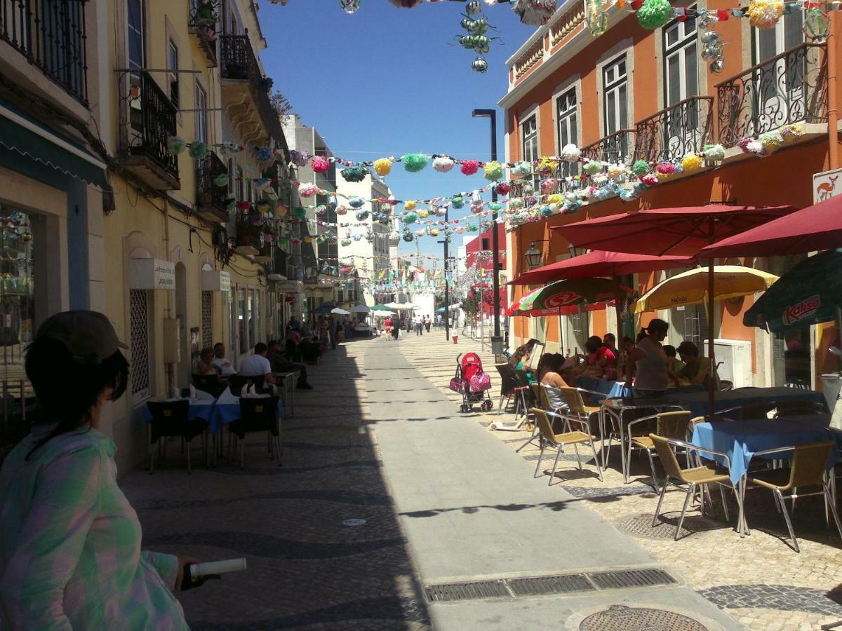 Apartamento Tejo Cacilhas Bagian luar foto