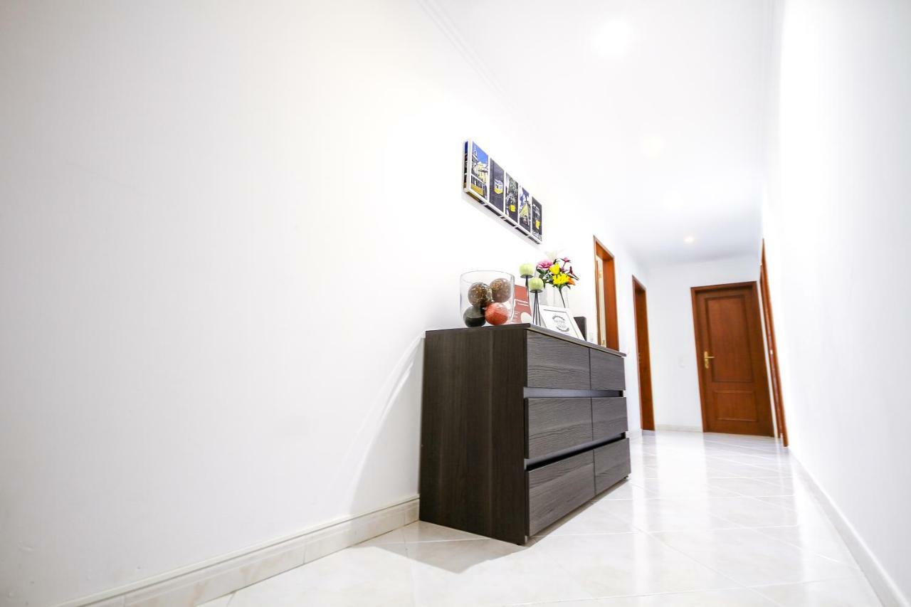 Apartamento Tejo Cacilhas Bagian luar foto