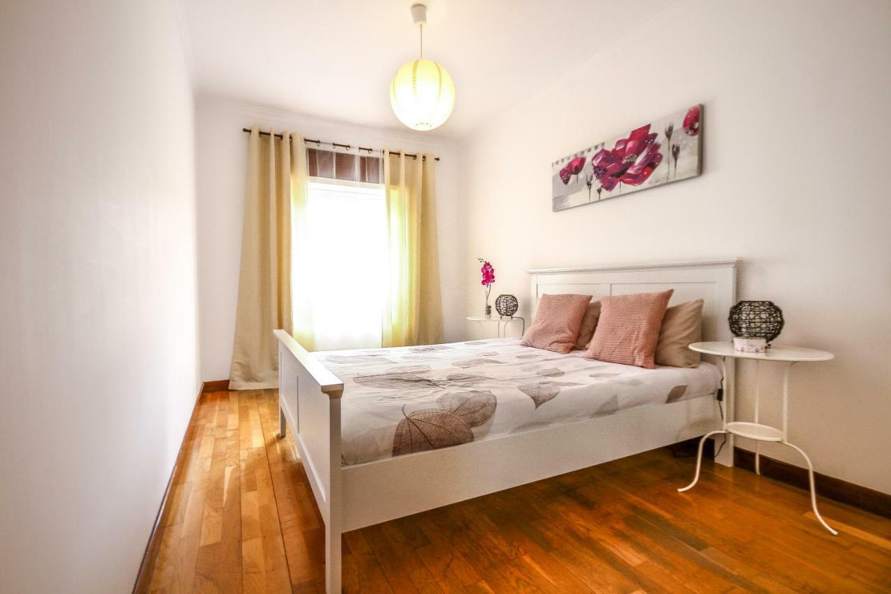 Apartamento Tejo Cacilhas Bagian luar foto