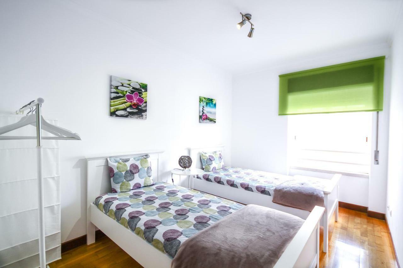 Apartamento Tejo Cacilhas Bagian luar foto