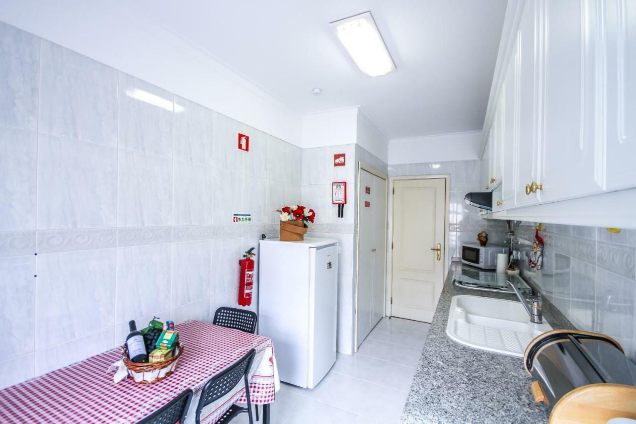 Apartamento Tejo Cacilhas Bagian luar foto