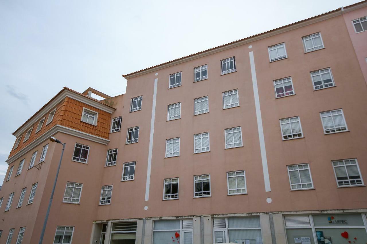 Apartamento Tejo Cacilhas Bagian luar foto